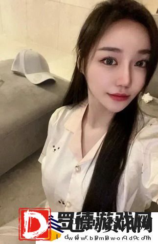 装睡故意把腿张开给公：探索内心深处的秘密与渴望！
