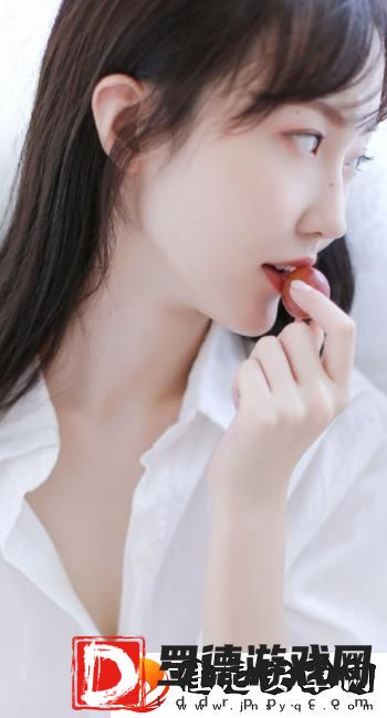 国产**毛多❌❌❌男男激情碰撞与禁忌乐园，网友：突破尺度真刺激！