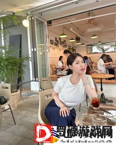 原神中女性角色的表情魅力与丰富情感的表达，网友：你想要的都在这里！