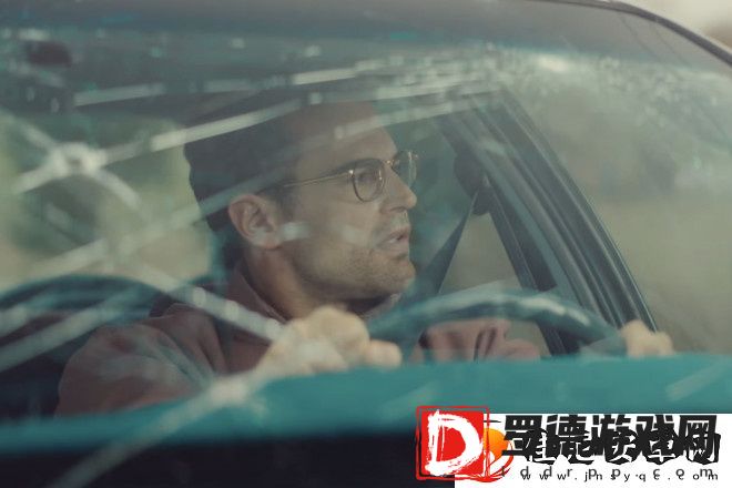 恐怖喜剧怪猴首曝红标预告