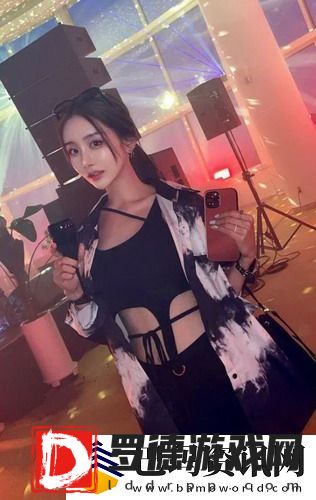 成人游戏18㊙️免费游戏，网友：探索成人游戏的新世界，体验无尽乐趣！