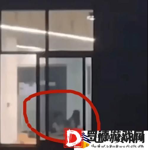 教室里的激情韩国免费不花钱